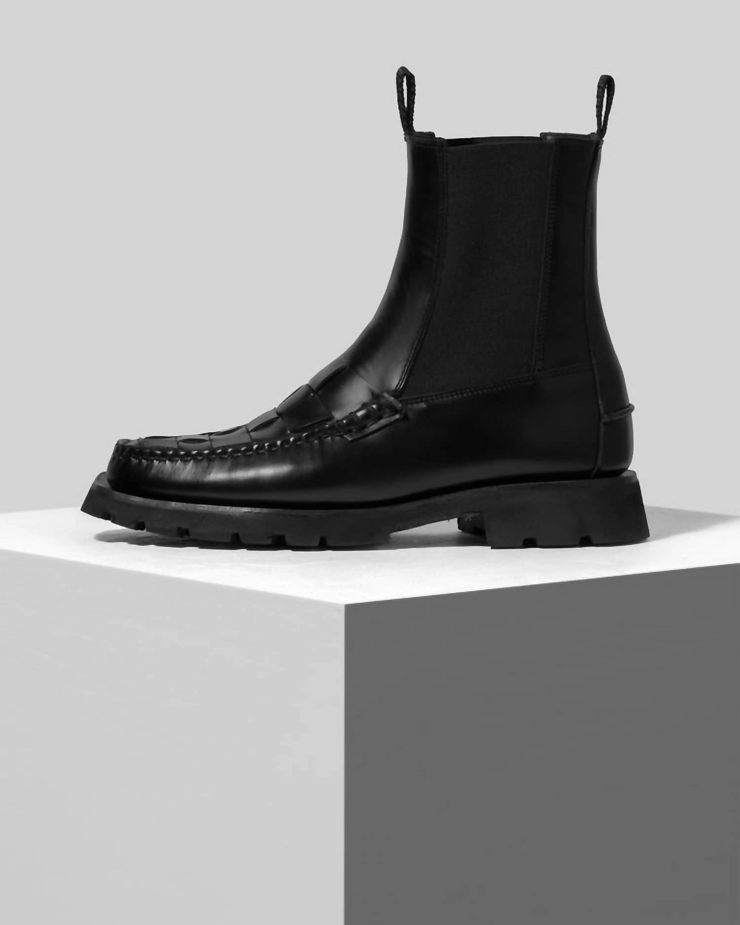 Storm Proof Alda Woven Sport In Black