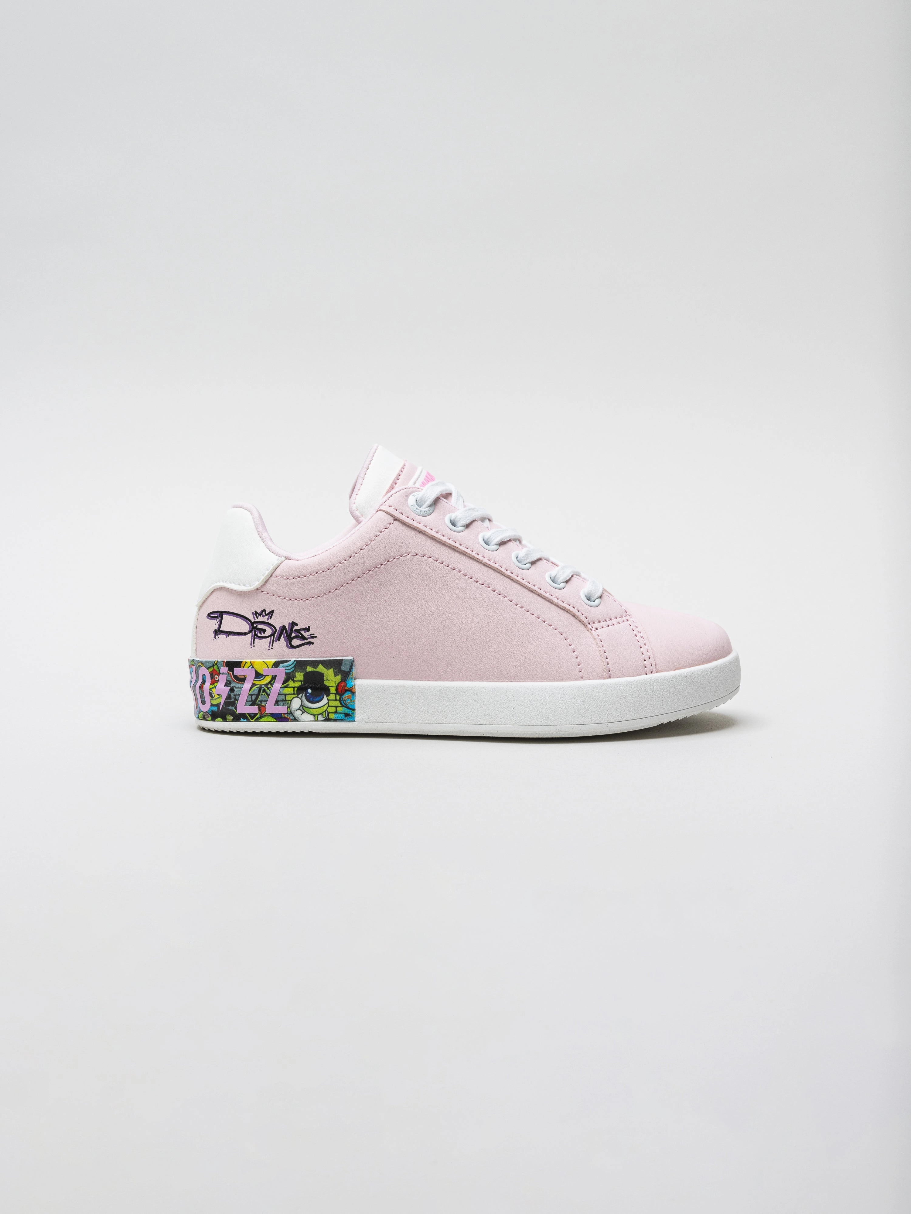 Go Style Girls Low Top Sneaker