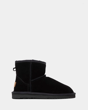 Jillaroo Ugg Black Rugged Built Adventure Journey