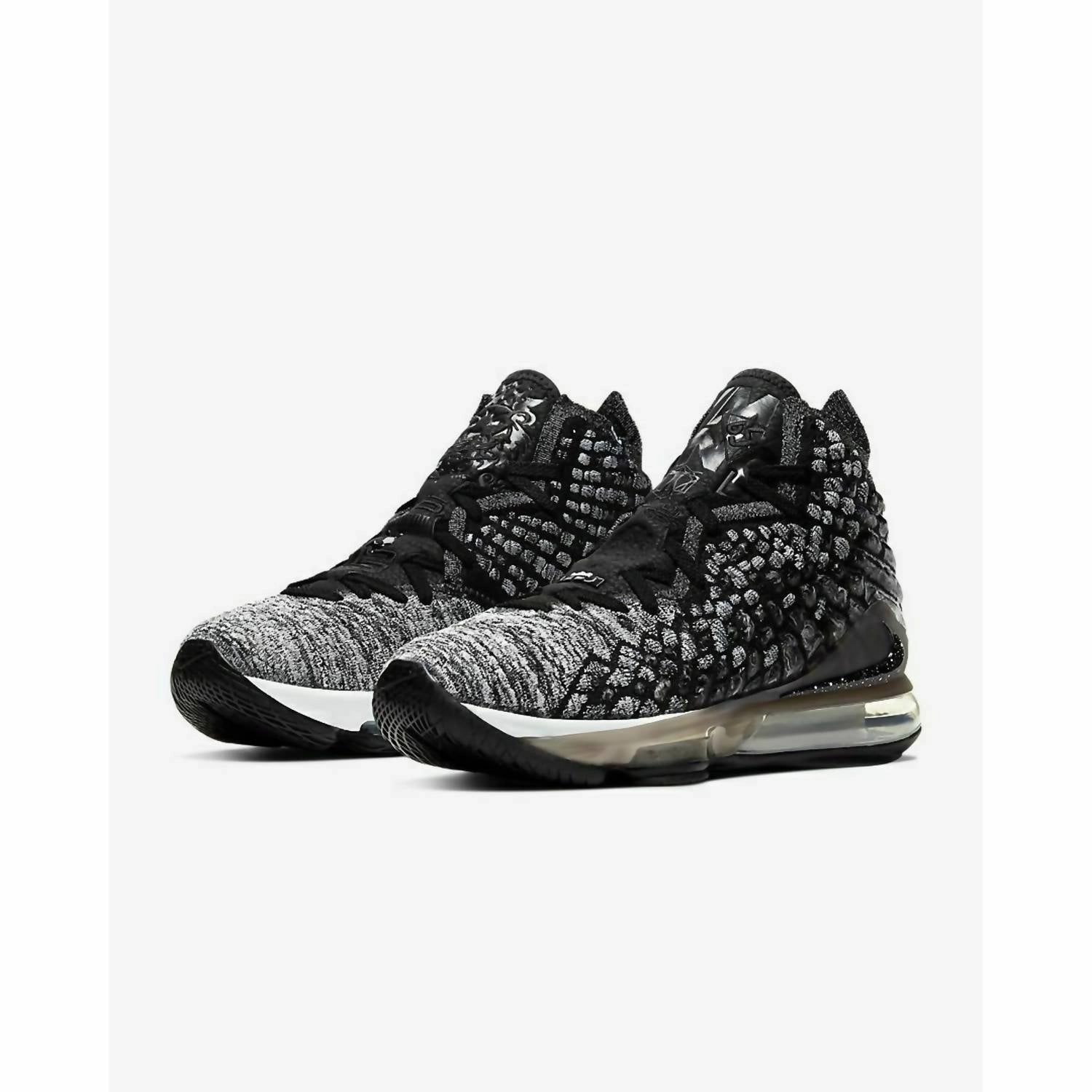 Summer - running Men's Lebron James 17 In The Arena In Multicolor