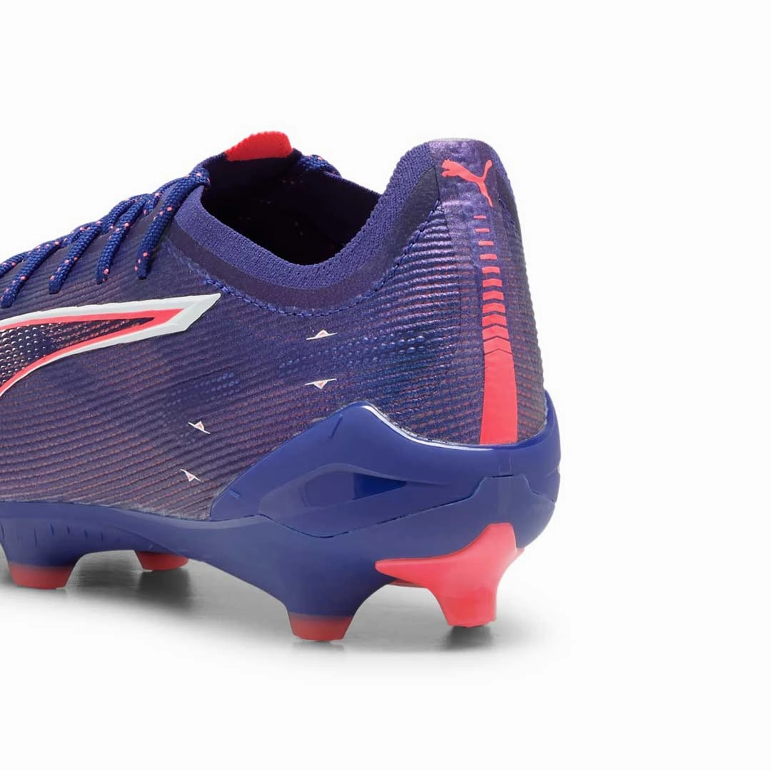 Puma - Men's Ultra 5 Ultimate Firm Ground Soccer Cleats (107683 01) Metal Tips Defensive Grip