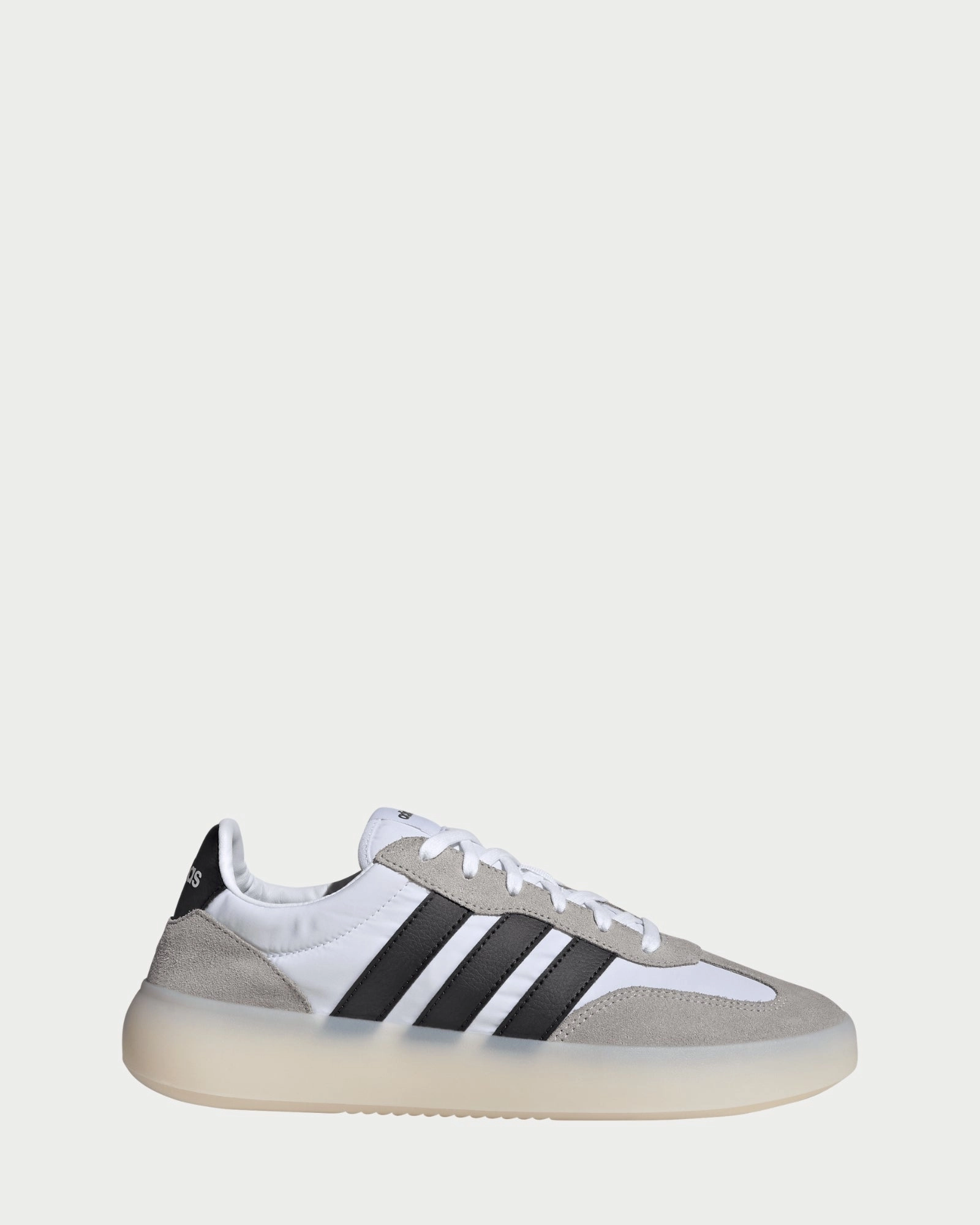 running in evening increased endurance Barreda Decode White/Black/Grey