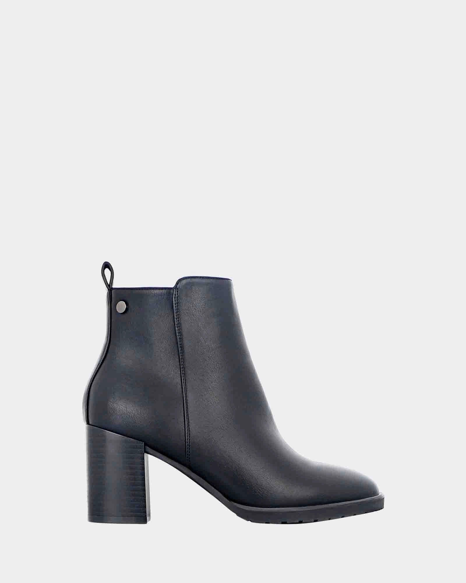 Everyday Walk Premium Cushion Blanc Black