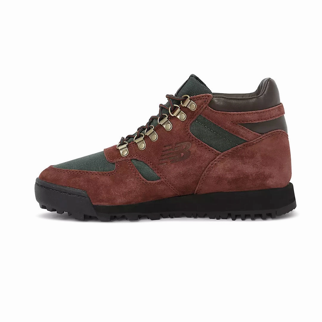 Grippy Outsole Rough Terrain New Balance - Unisex Rainier Boots (URAINAC)