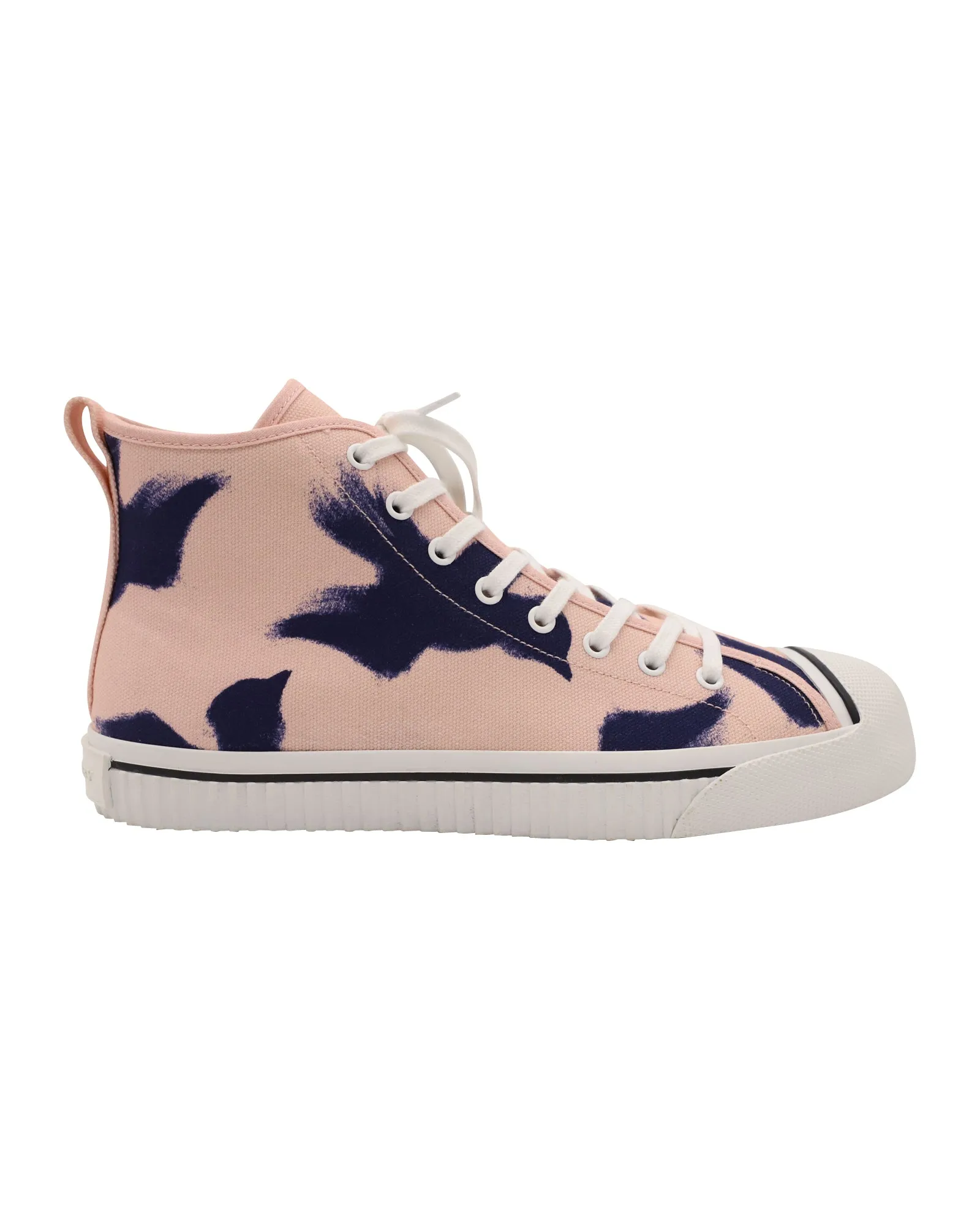 Comfort Style Burberry Birdskingly Sneaker in Pink Canvas
