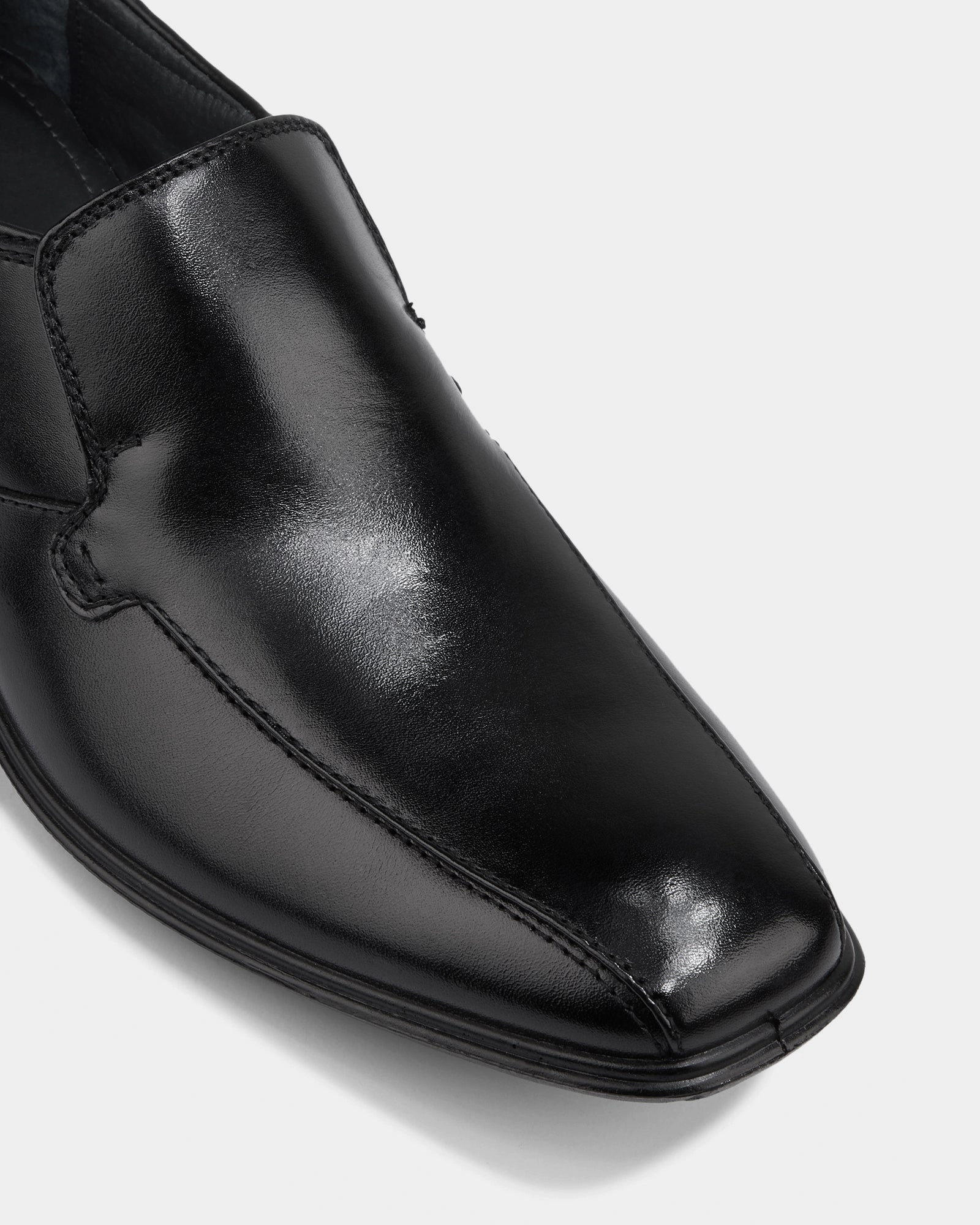 Sophisticated Style Ankle Strap Cahill Black