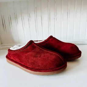 Slip Free Cheers Women's Platform Slipper In Maroon
