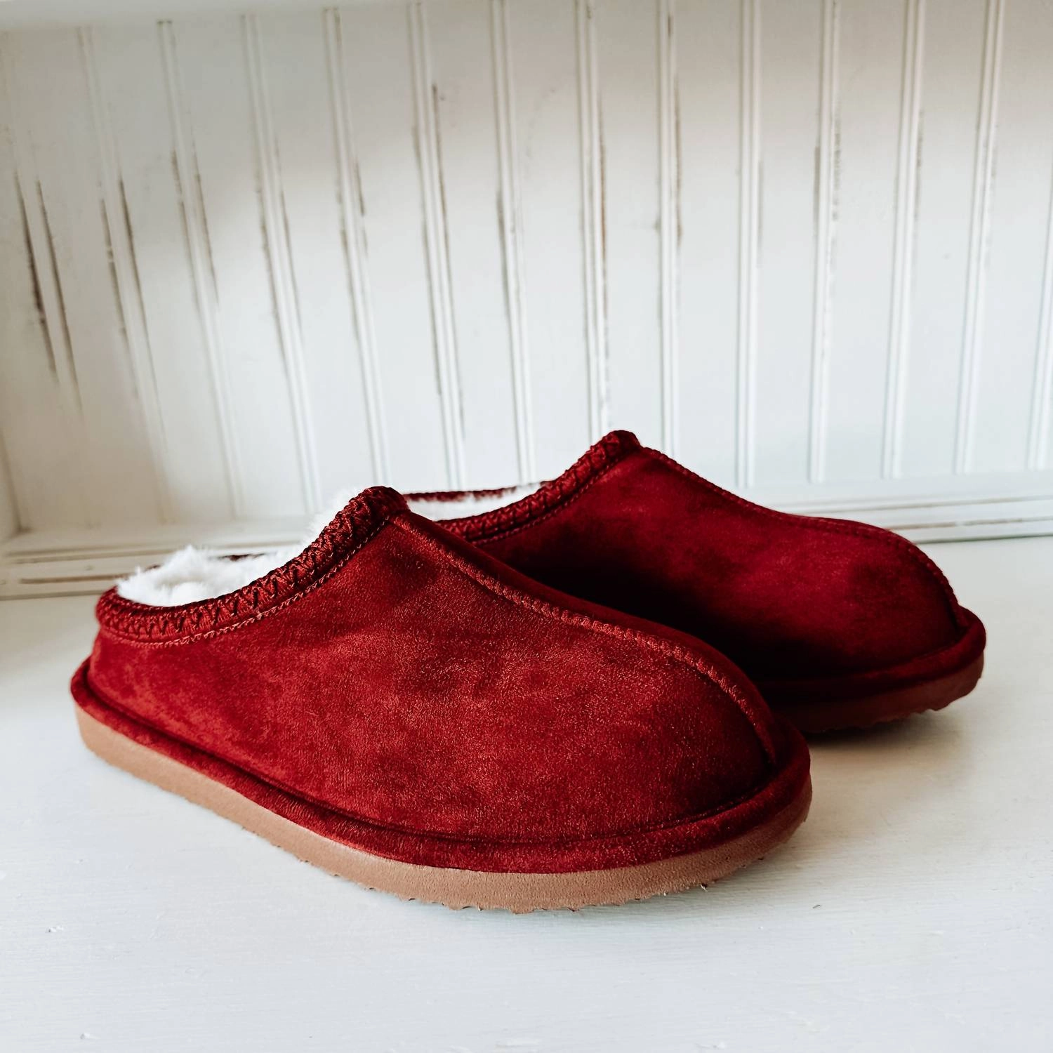 Slip Free Cheers Women's Platform Slipper In Maroon