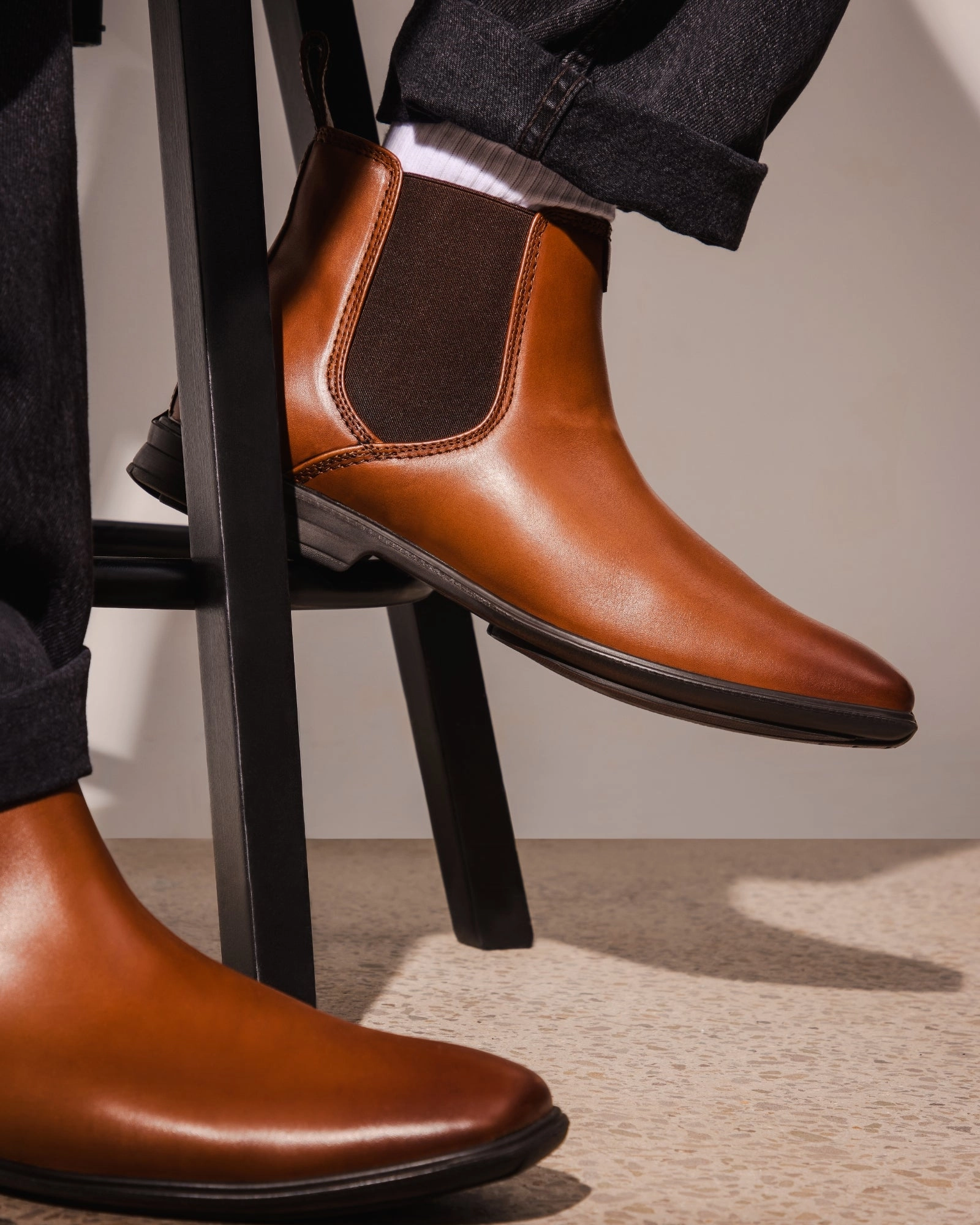 mom style Ergonomic Design Chelsea Tan Burnish