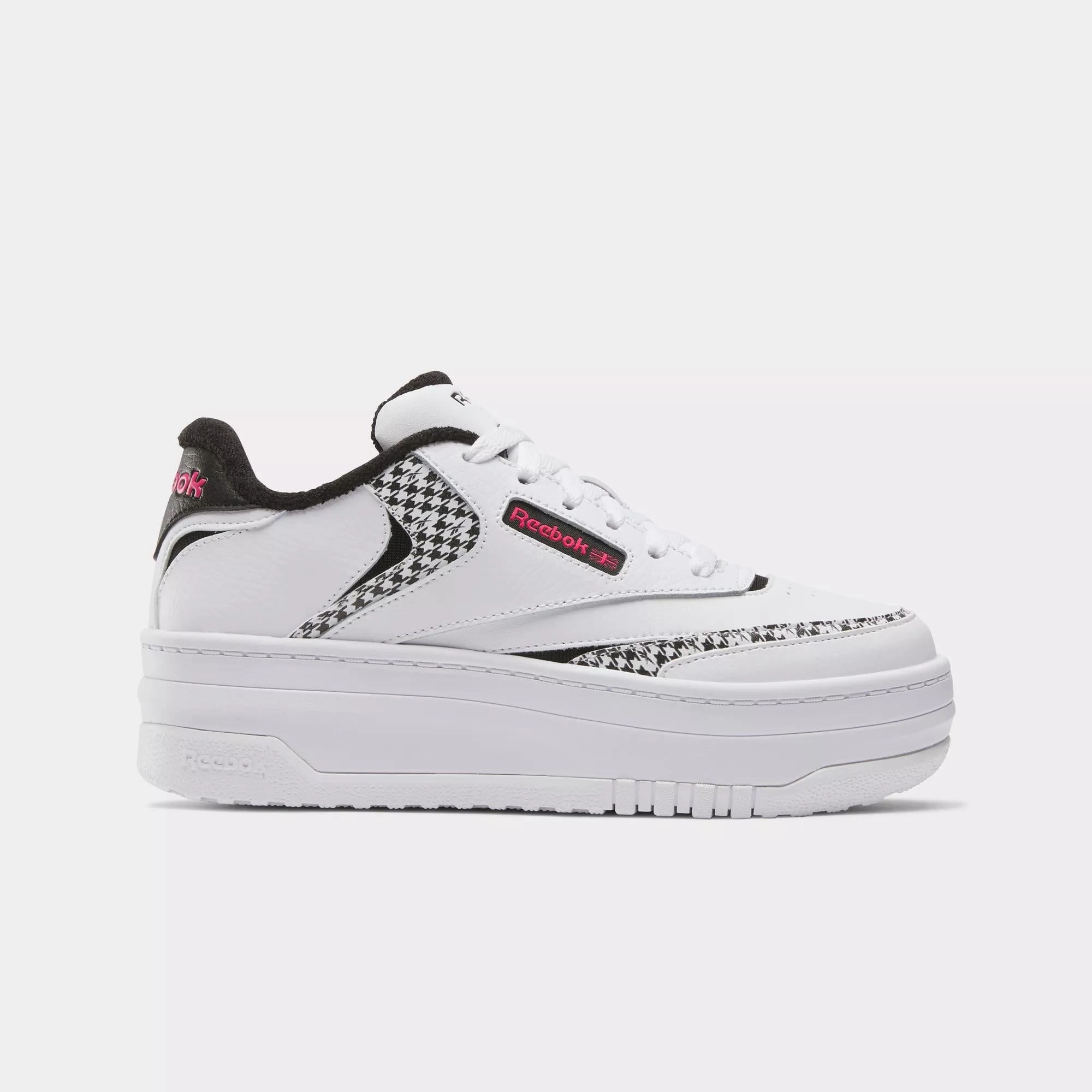 Club C Extra Shoes - Grade School Steady walk Quick Outing