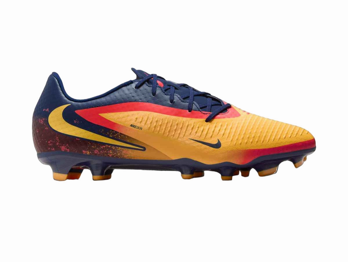 Pass Control On Turf Phantom 6 Low Academy Fg/Mg Erling Haaland Men's Football Boots