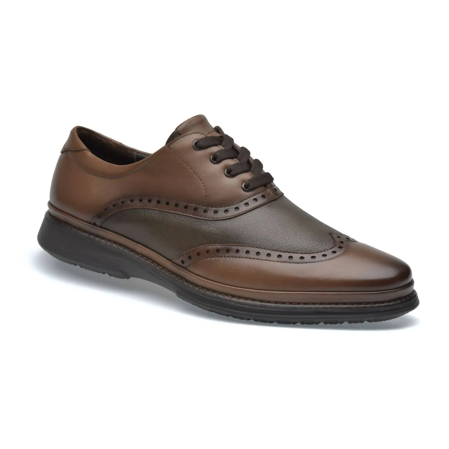 Polished Look Urban Lifestyle Men's Oxfords Baruc James In Brown