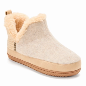 Flexible Construction Relaxed Style Dearfoams Women's Felted and Plaid Boot