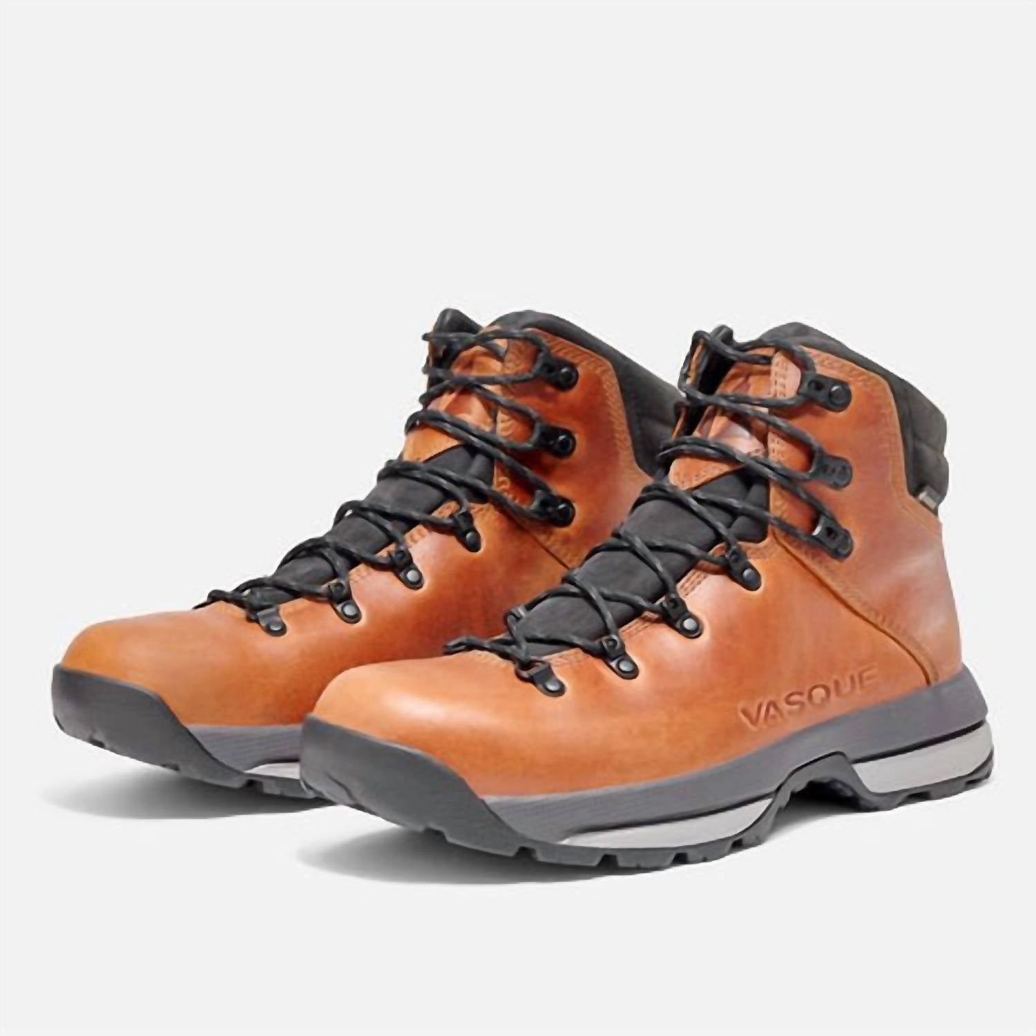 Men's St Elias Waterproof Hiking Boot In Clay Travel Companion Training Ground