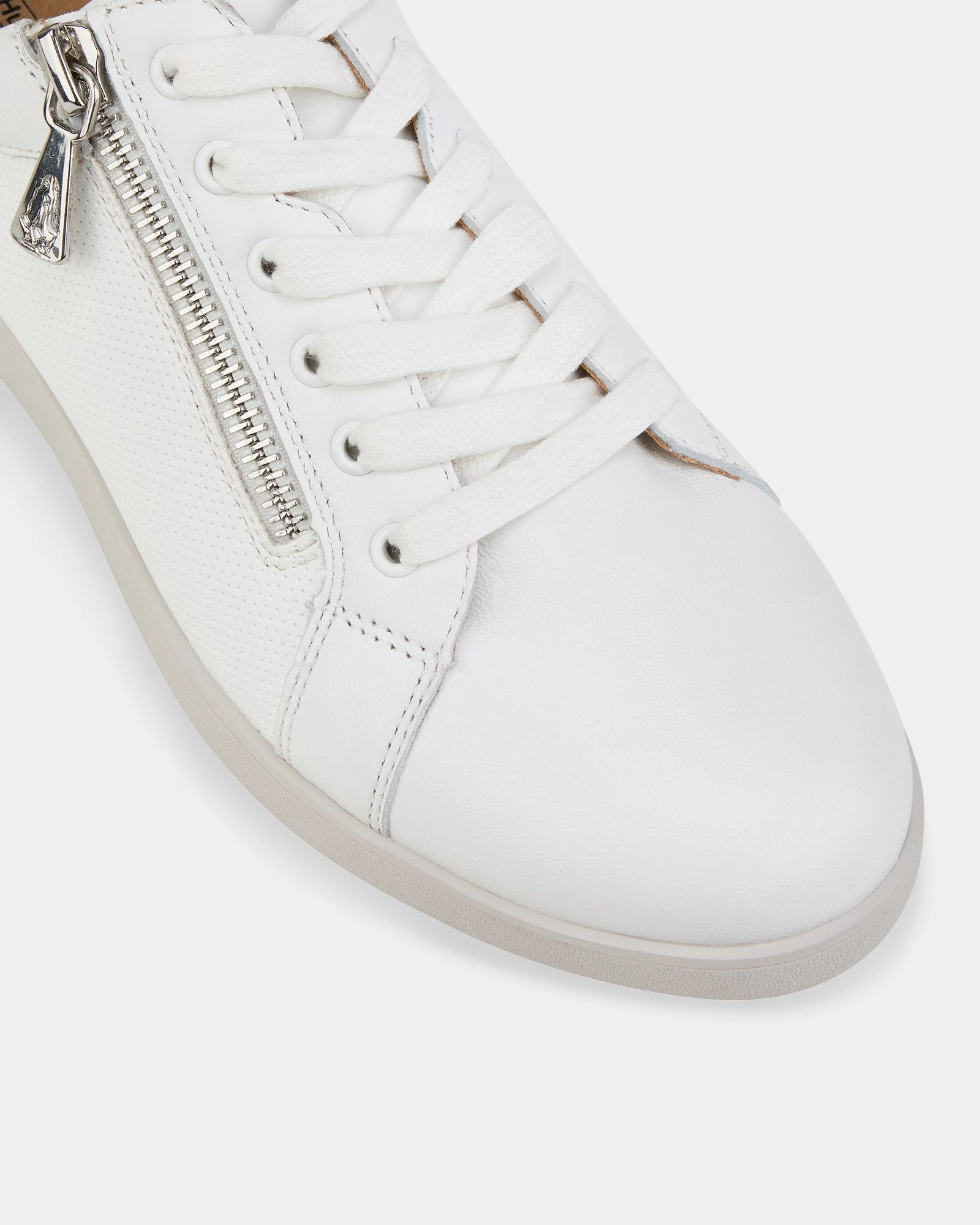 Gym Training air - filled shoes Mimosa White