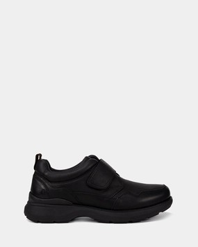 Reach Black Blue Sky Chic Style