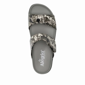 Soft Foot Sandals Women's Rubie Slippers In Grey