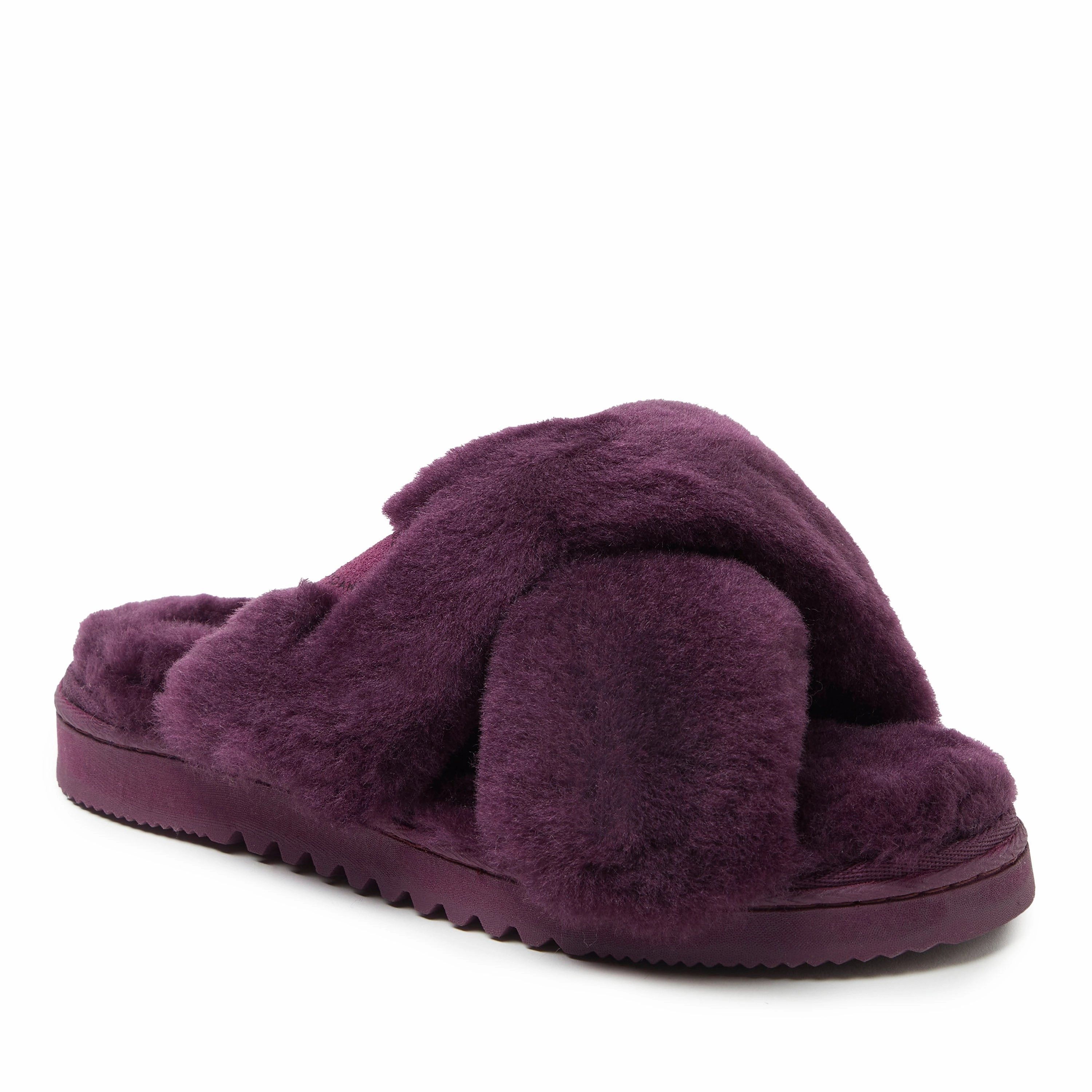 GelCushion Fireside By Dearfoams Women's New Castle Genuine Shearling Cross Band Slide