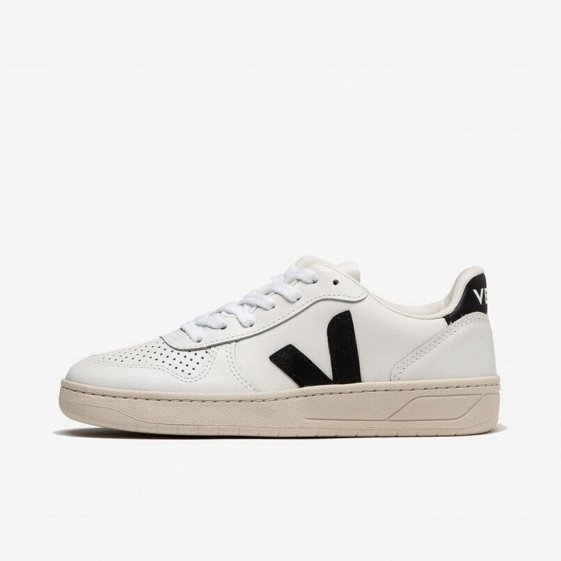 Agility - improving running shoes for professional female runners Veja V-10 VX0200005 Sneakers Men's White Black Leather Lifestyle Shoes EEE256