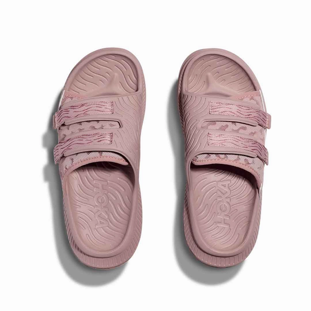 HOKA - Unisex Ora Luxe Slides (1134150-PMWM) Light Activity