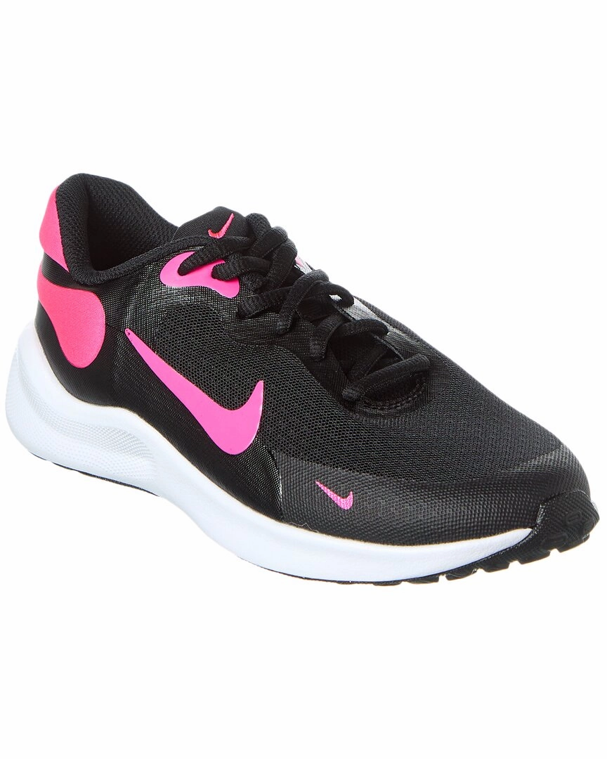 Cruise Ready Nike Revolution 7 GS Sneaker