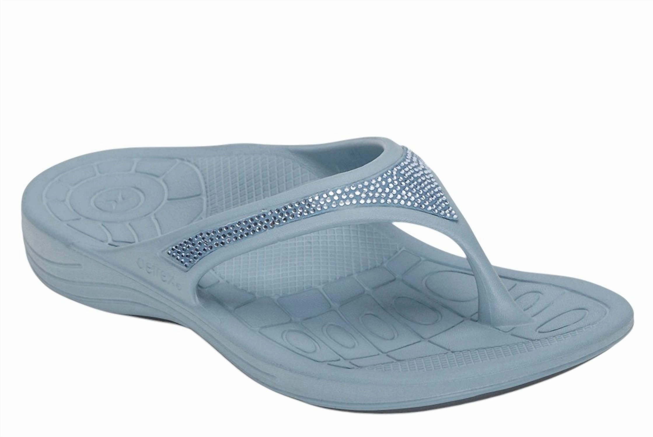 Women's Fiji Sparkle In Blue Light Responsive