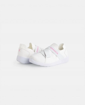 Girls Elite Slip On Sneaker In White/hot Pink Urban breathability
