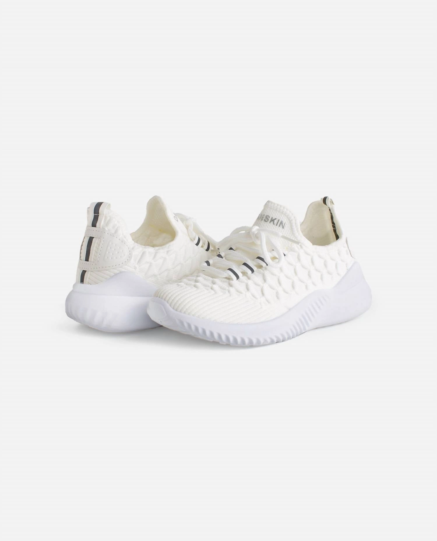 Comfortable Stretch Girls Stunt Lace Up Sneaker In White