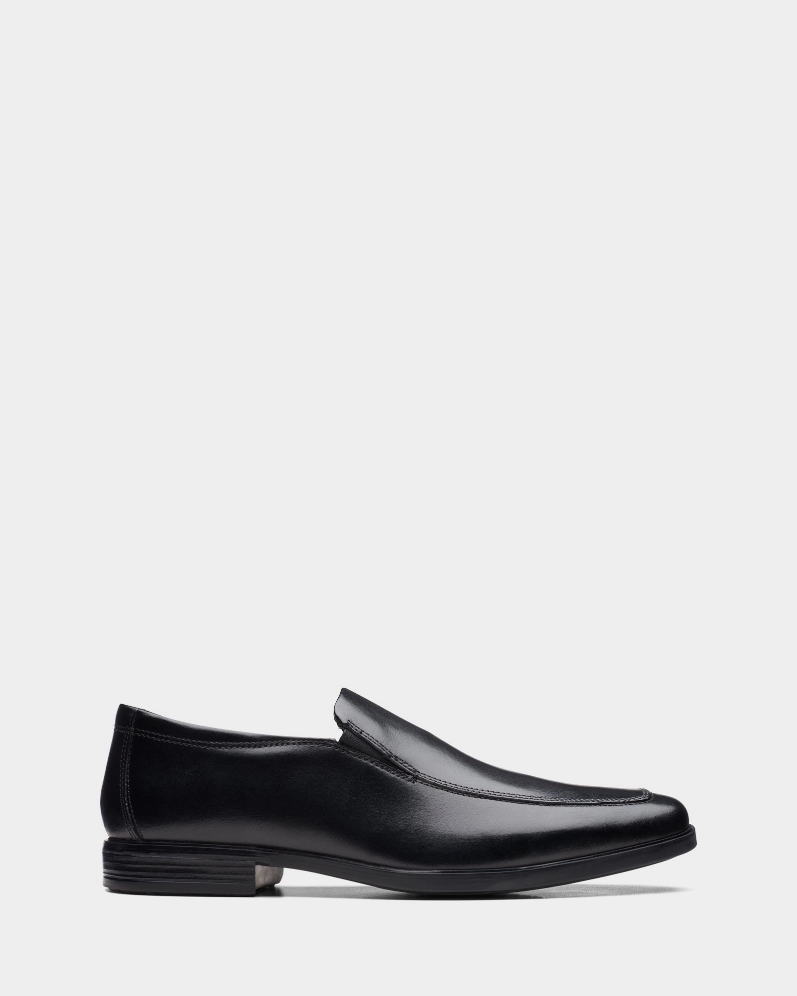 Howard Edge Black Leather Scandi Clean Breathable Style
