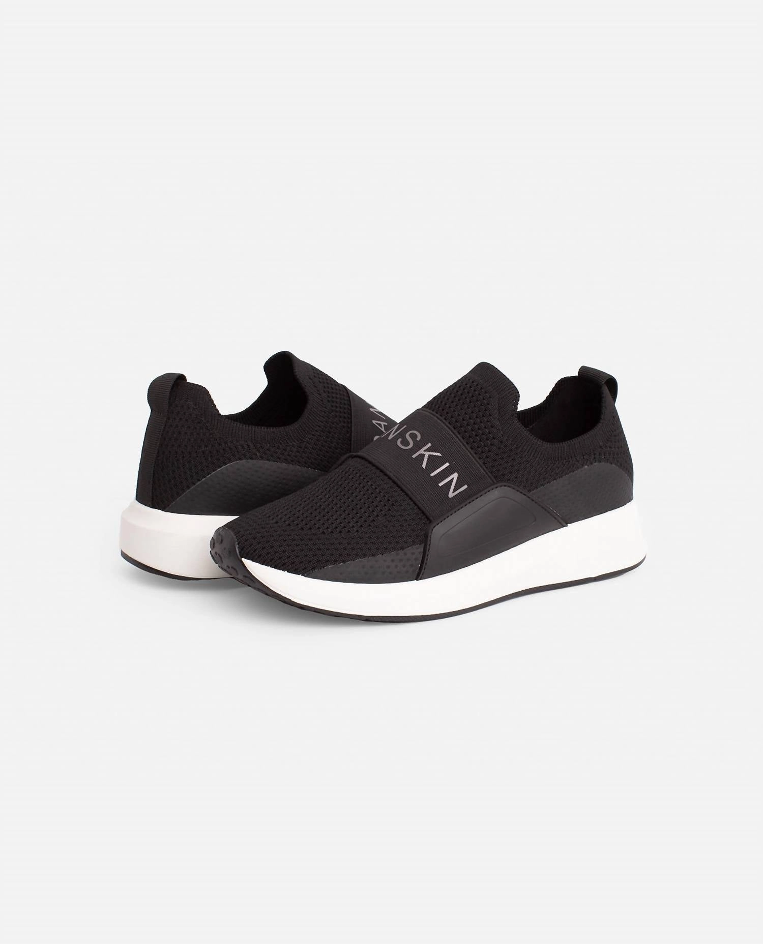 Insight Slip On Sneaker In Black Errand Fit