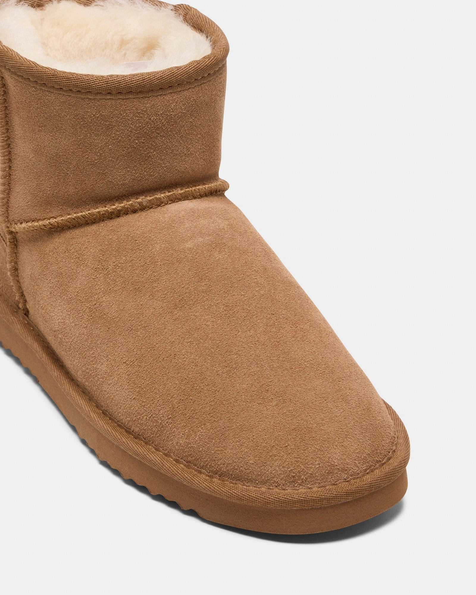 Adventure Time Breathable Trail Runner Jillaroo Ugg Chestnut