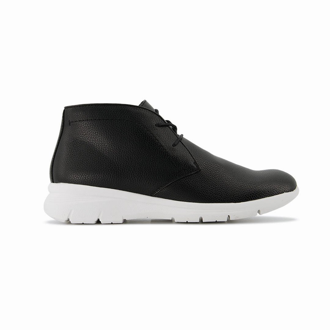 Chunky Sole Stylish Protection Kenneth Cole - Men's Phoenix Chukka Boots (CA504M0015 001)