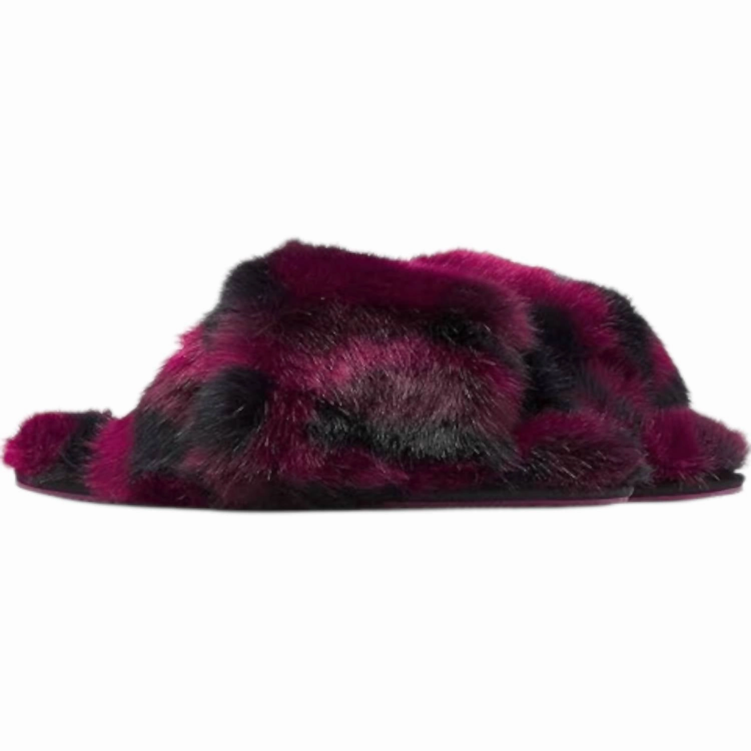 Women's Go Mail Run Slippers In Epic Plum Water Resistant