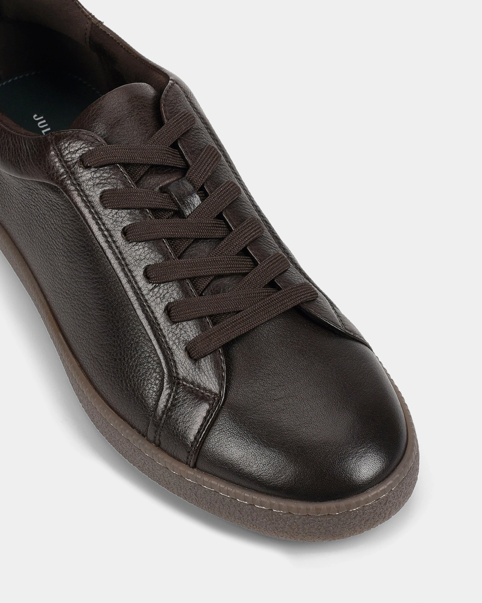 Onyx Mocha travel - friendly intermediate shoes