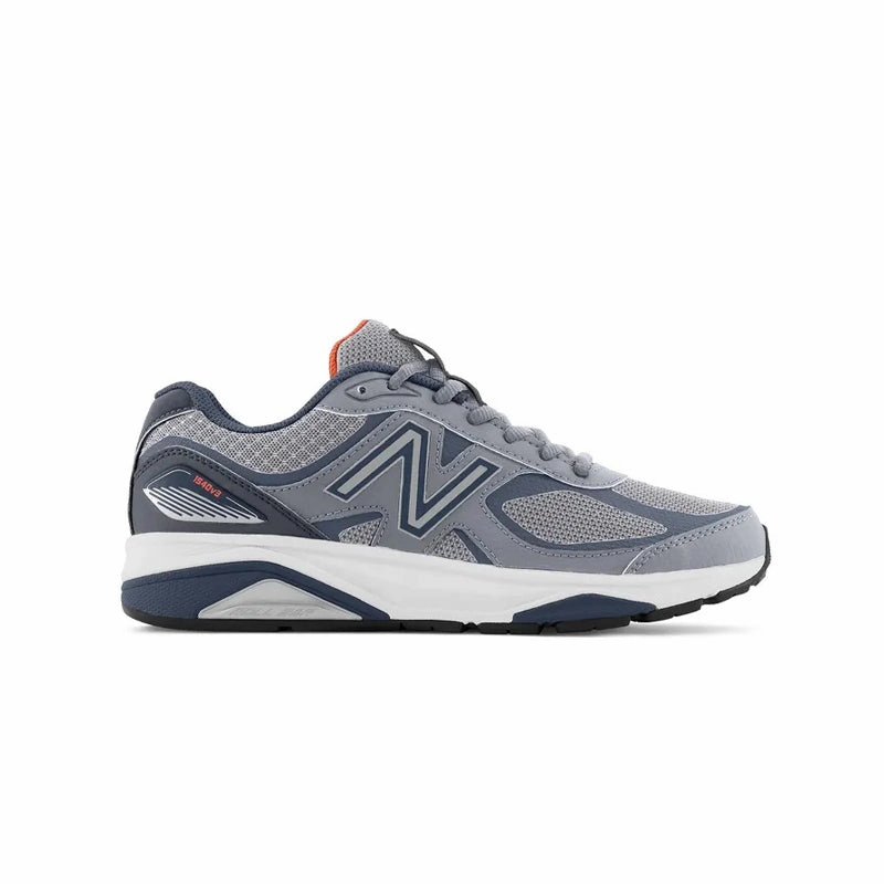 logo - embossed shoes New Balance - Women's 1540 Shoes (Wide) (W1540GD3-D)