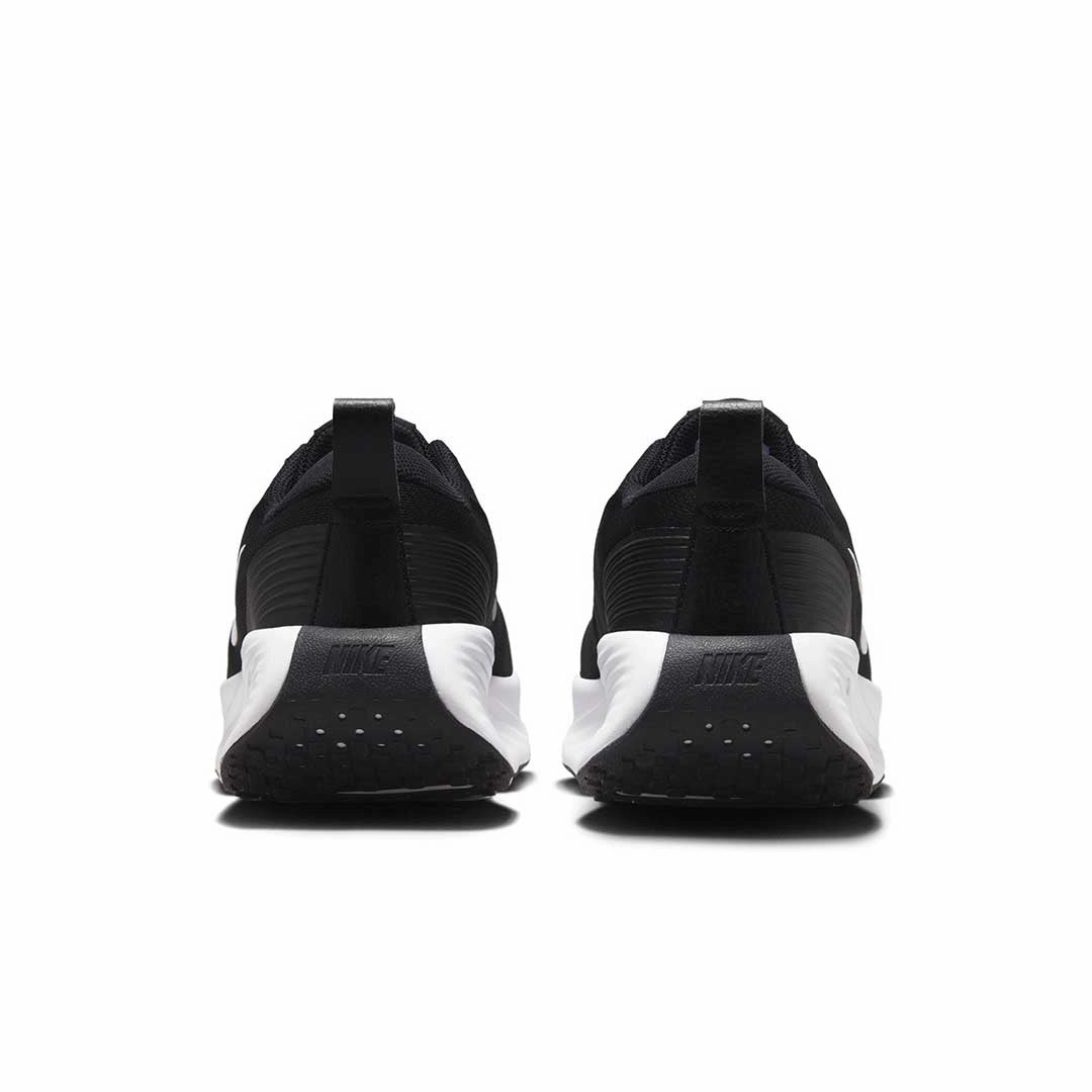 Nike - Men's Promina Shoes (FV5285 002) running with a watch