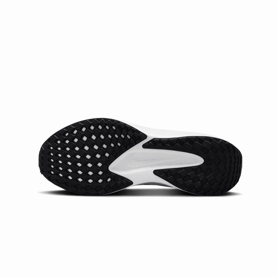 Nike - Men's Quest 6 Shoes (FD6033 001) romance - themed running option all - weather - use shoes