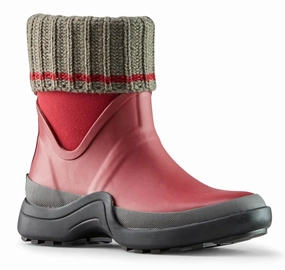 Low Profile Remote Hiking Women's Raven Boot In Red