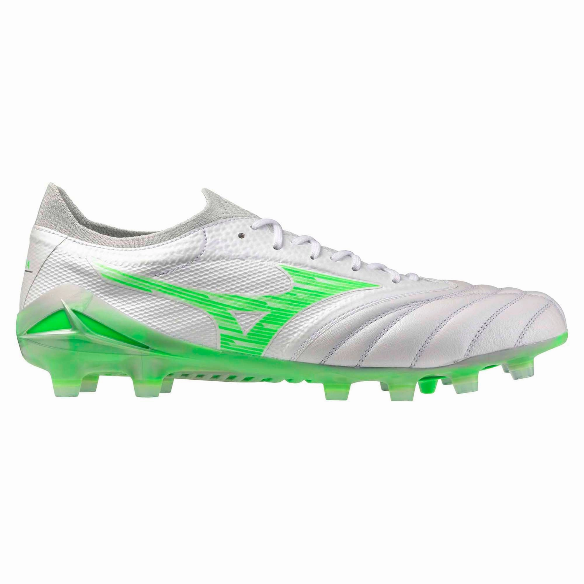 Wet Grass Stable Wrap Morelia Neo IV Beta Elite Firm Ground Men's Football Boots