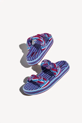 Traction Outsole Women's Daniela Two-Tone Slippers In Pomegranate