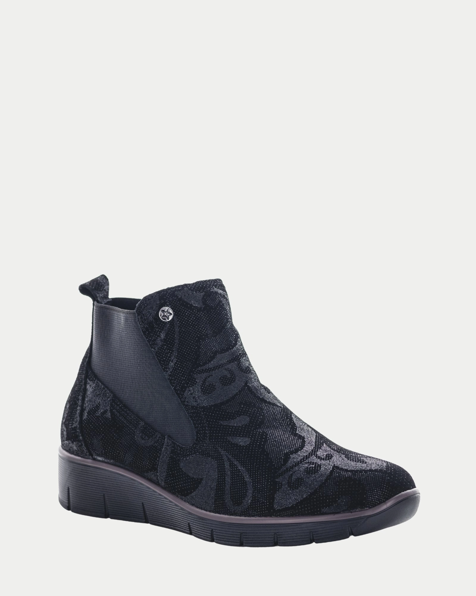 Brogue Detail Premium Protection Corma Black Print