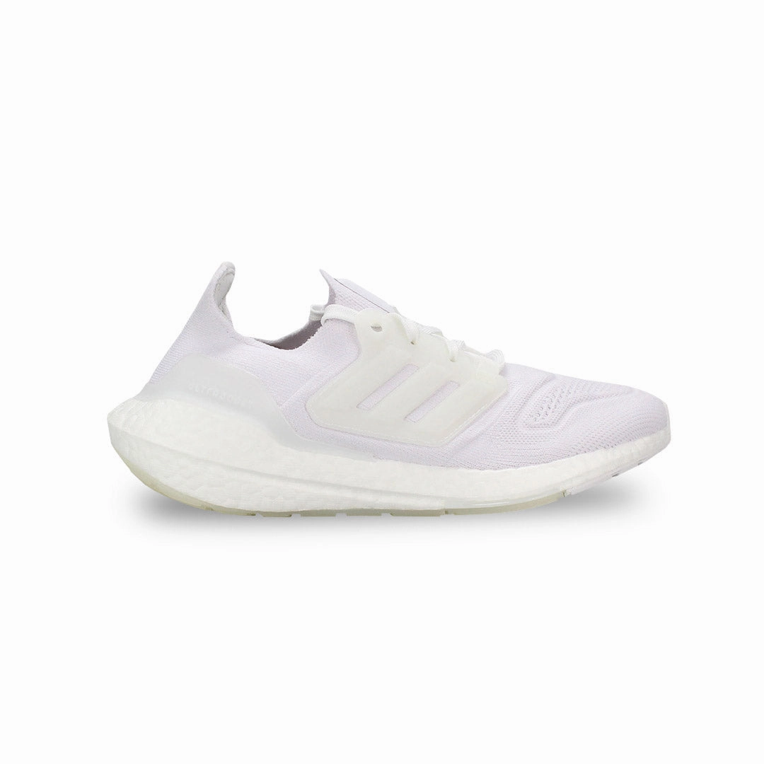 adidas - Women's Ultraboost 22 Shoes (GX5590) Breathable Footbed
