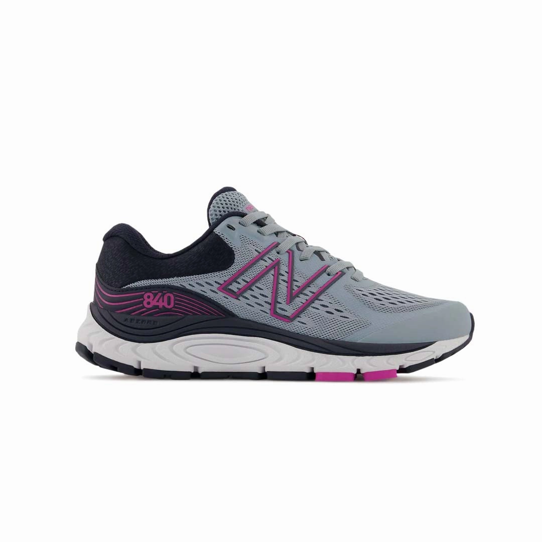 New Balance - Women's 840 V5 Shoes (W840CM5-B) adjustable running wear