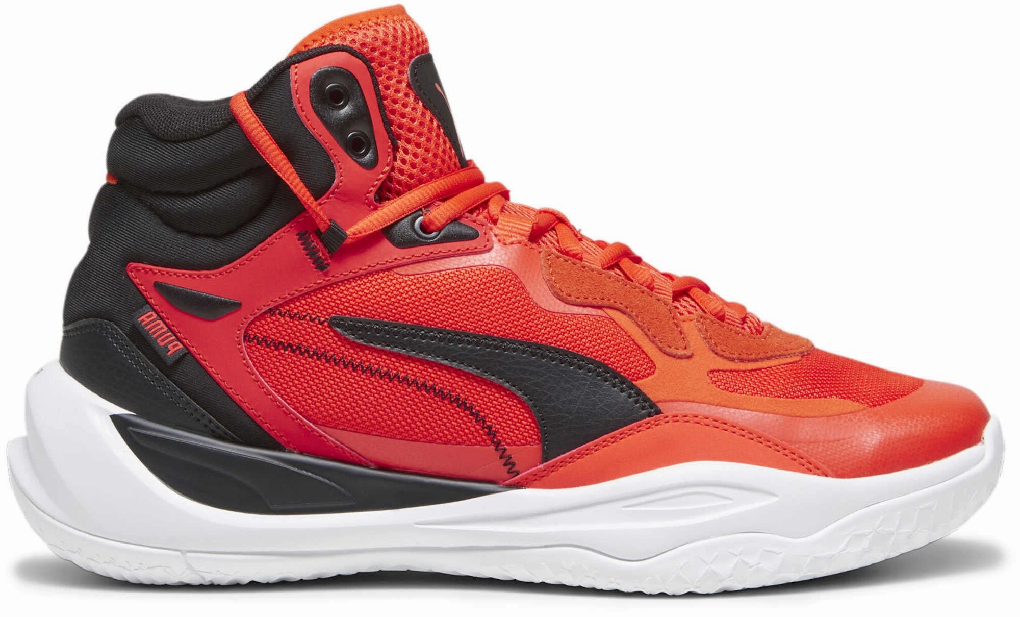 Playmaker Pro Mid Stretchable Upper Quick Cushioning