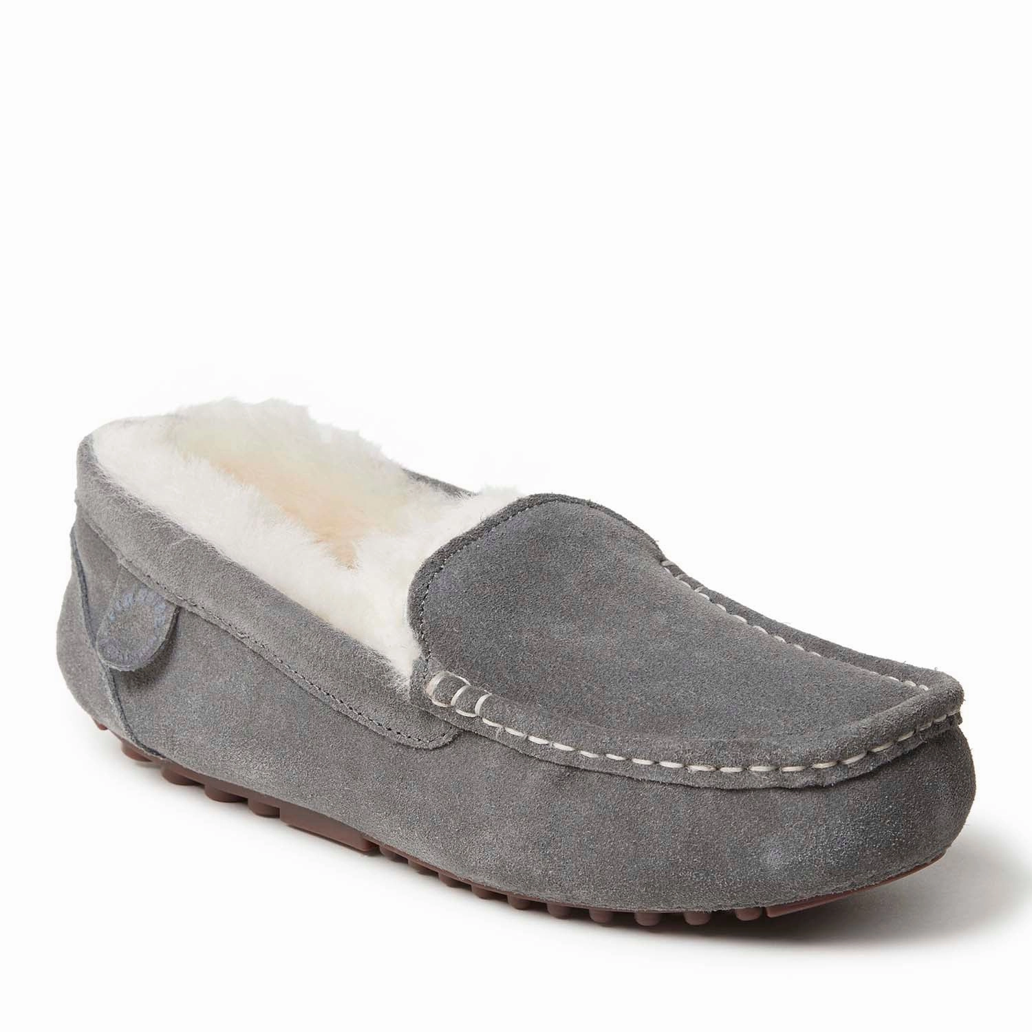 Relaxing Fit No-Hassle Fit Fireside By Dearfoams Women's Mel Genuine Shearling Moccasin