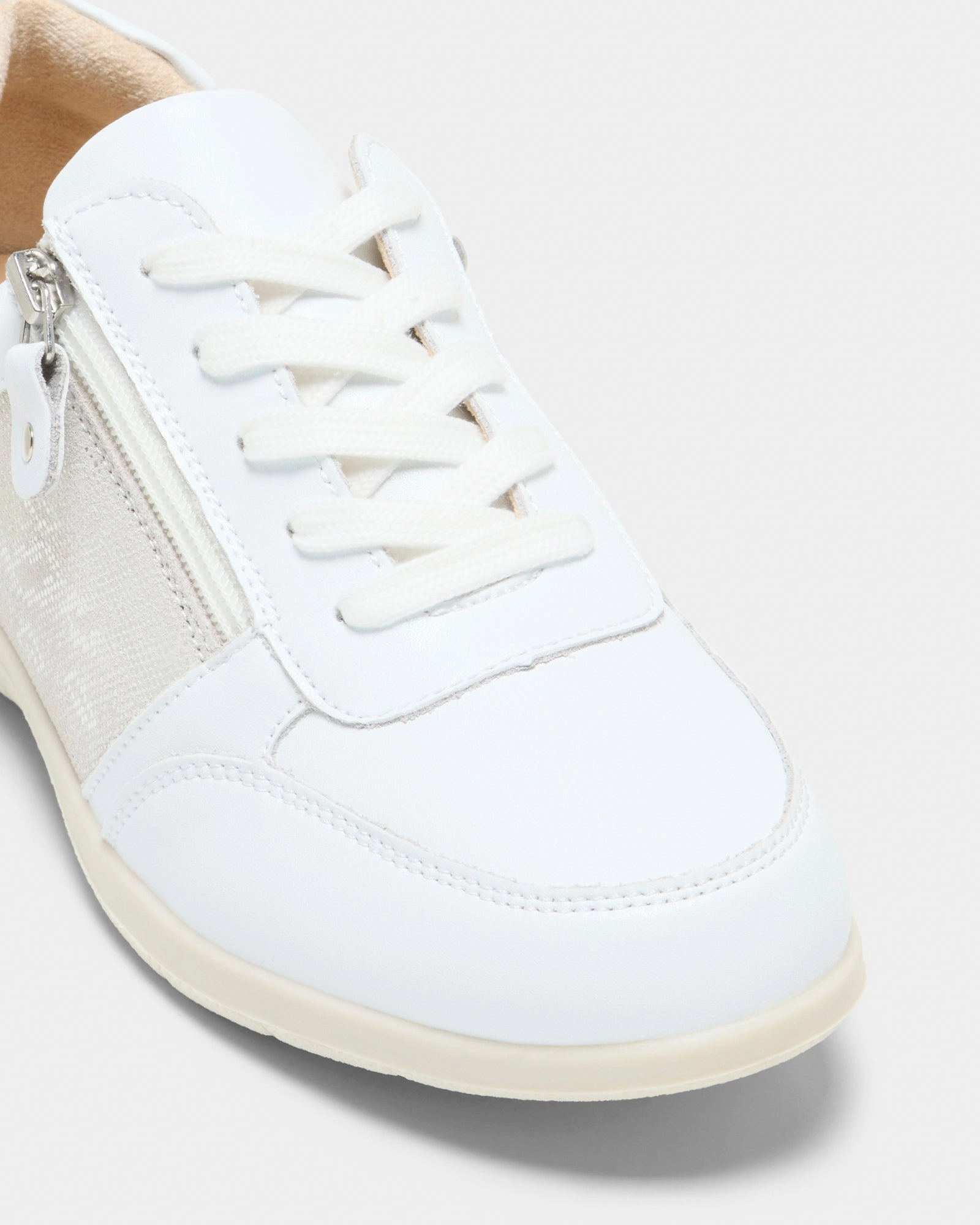 Travel White Stone Hike