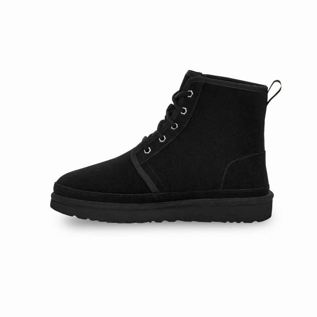 UGG? - Men's Neumel High Boots (1130711-BLK) Comfort Lining Snowy Path
