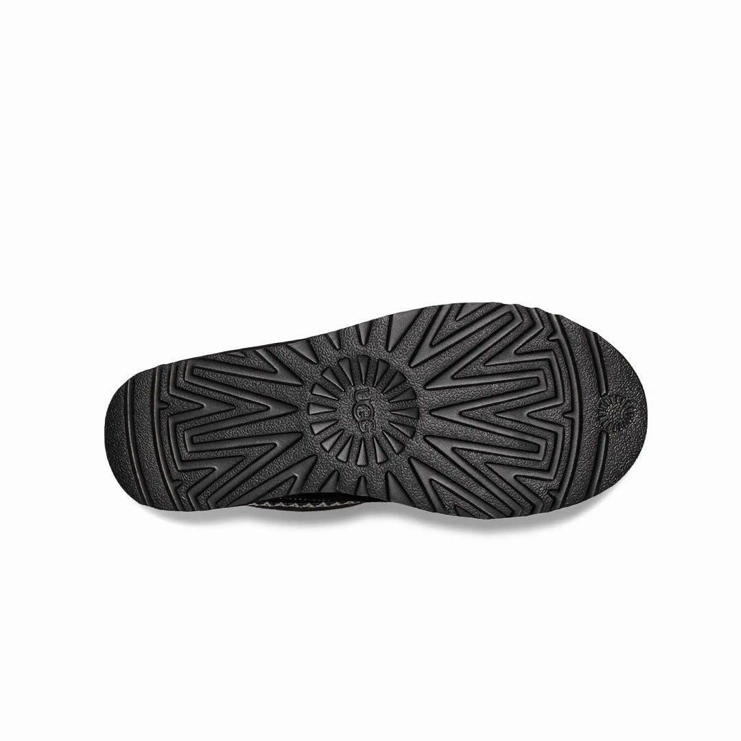 UGG? - Women's Classic Short Crescent Boots (1161770-BLK) Insulated Outdoor Explorer