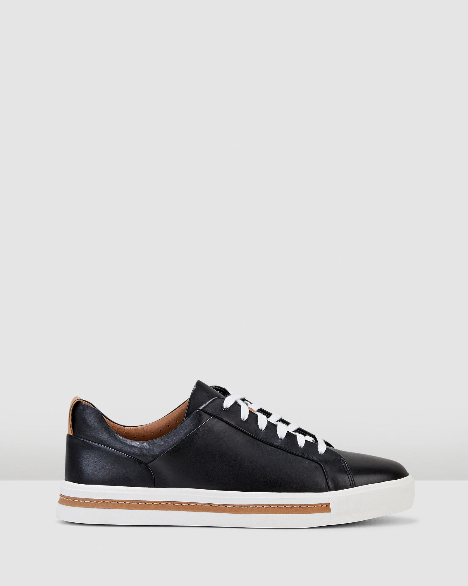 Un Maui Lace  Black Leather leather upper shoes
