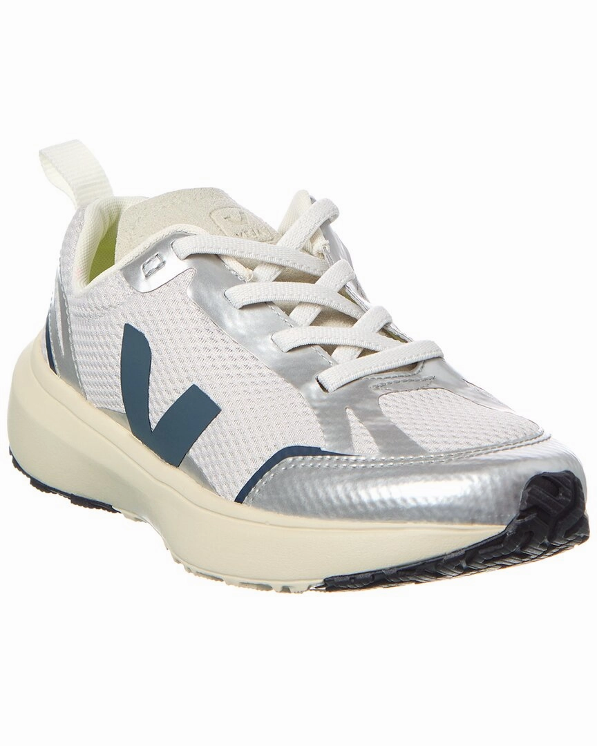 VEJA Small Canary Light Alveomesh Sneaker Flip Hike Outdoor Vibe